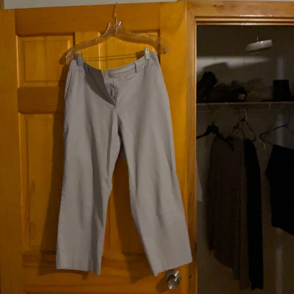 Loft light weight cropped pants